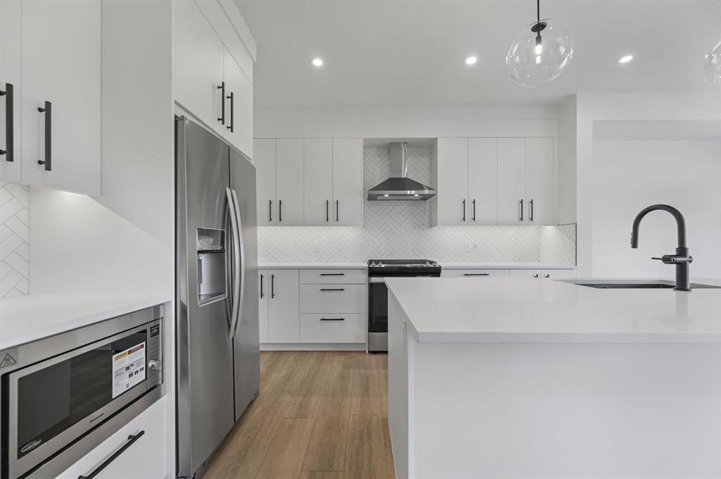 Picture for 135 Walgrove Bay SE