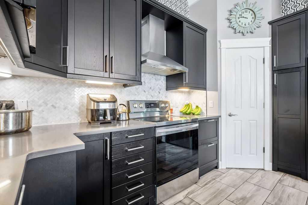 Picture for 130 Taravista Court NE