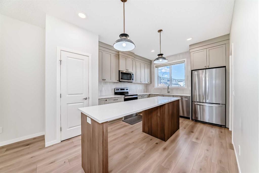 Picture for 66 Sage Hill Lane NW