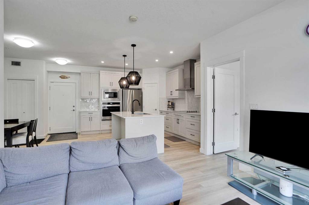 Picture for 111, 25 Walgrove Walk SE