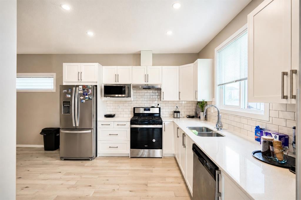 Picture for 102, 130 Redstone  NE