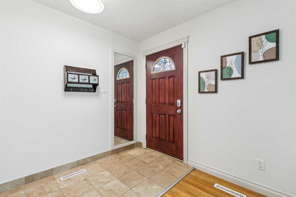 Picture for 308 99 Avenue SE