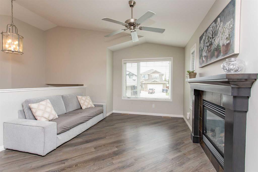 Picture for 5 Henderson Close 