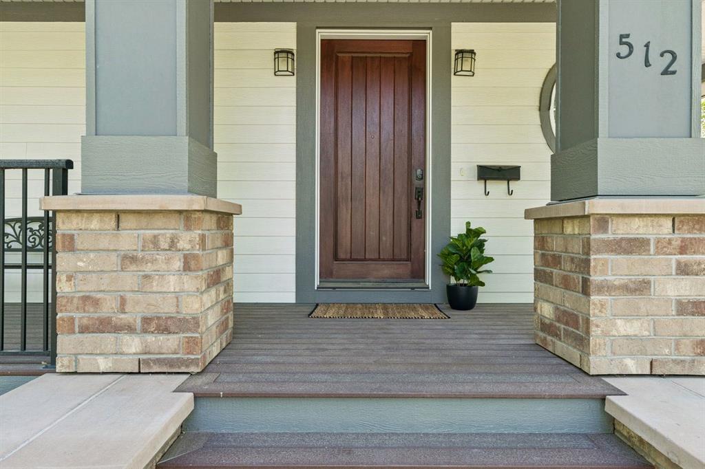 Picture for 512 Memorial Drive NW