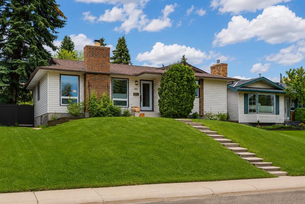 Picture for 120 Silverthorn Way NW