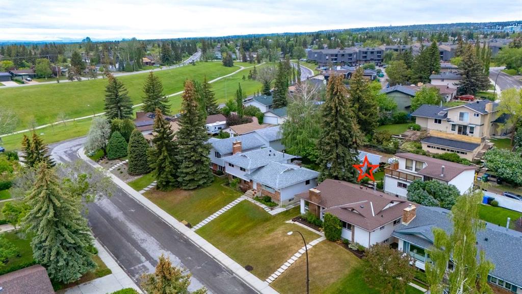 Picture for 120 Silverthorn Way NW