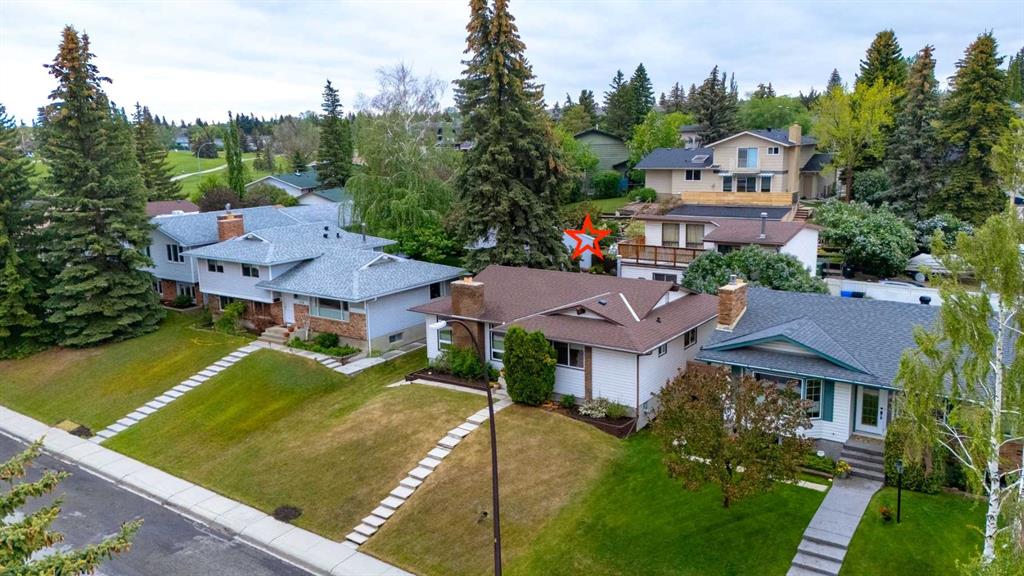Picture for 120 Silverthorn Way NW