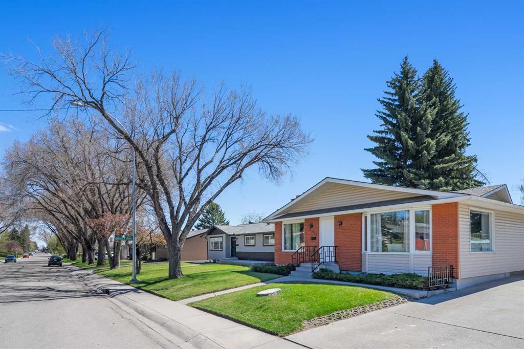 Picture for 487 Arlington Drive SE