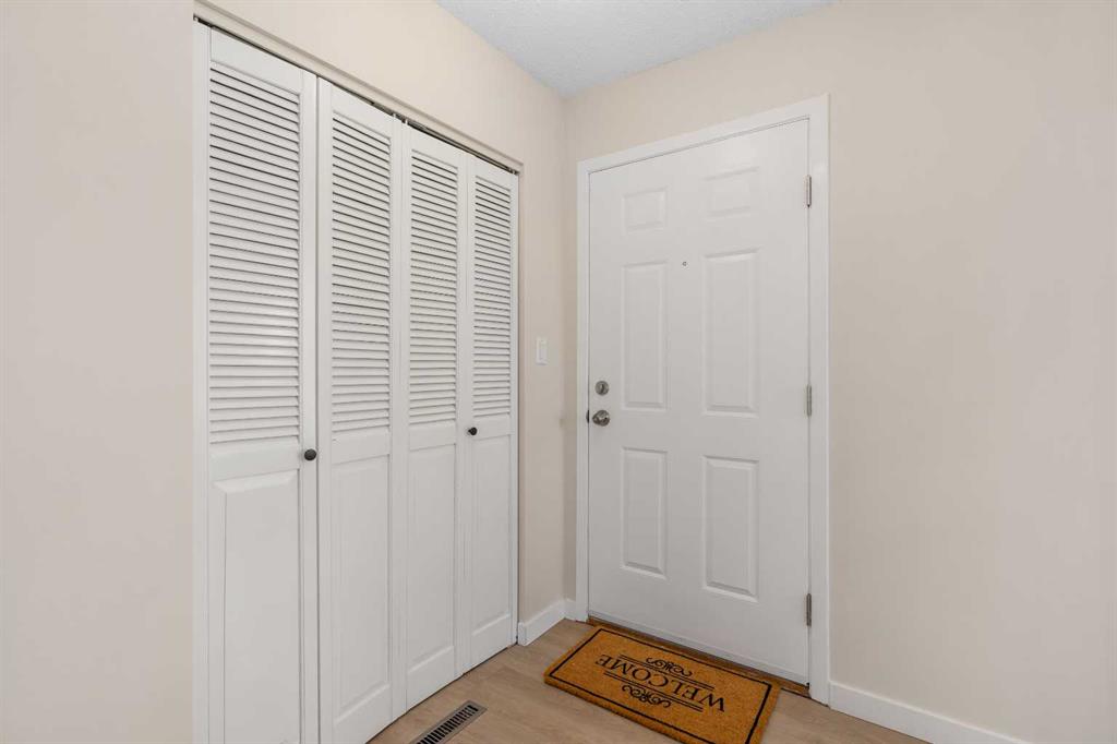 Picture for 487 Arlington Drive SE