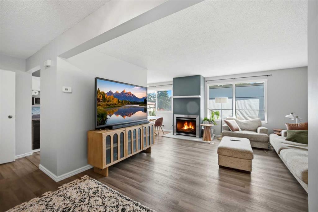 Picture for 2, 6416 4a Street NE