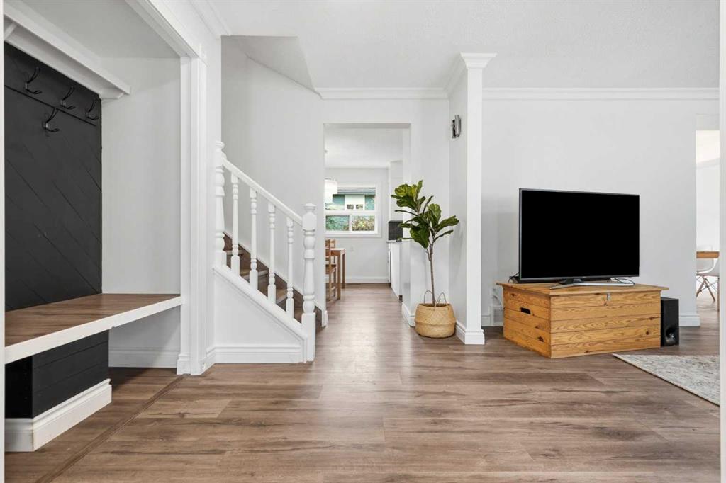 Picture for 527 Deer Side Place SE