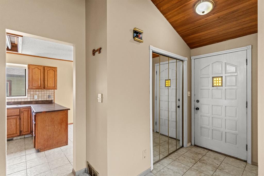Picture for 72 Templeson Way NE
