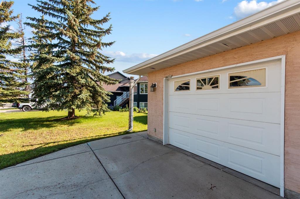 Picture for A, 4421 47 Avenue 