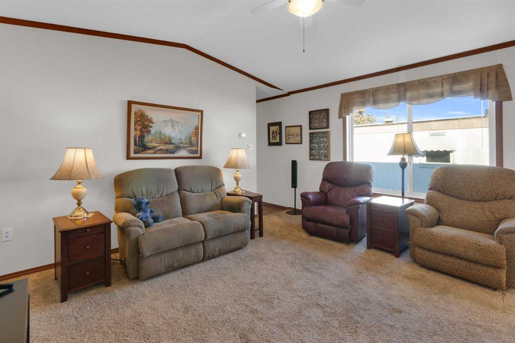 Picture for 113, 99 Arbour Lake Rd NW  