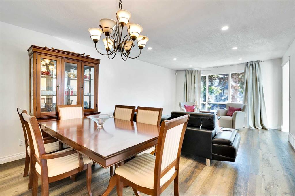 Picture for 76 Coach Manor Rise SW