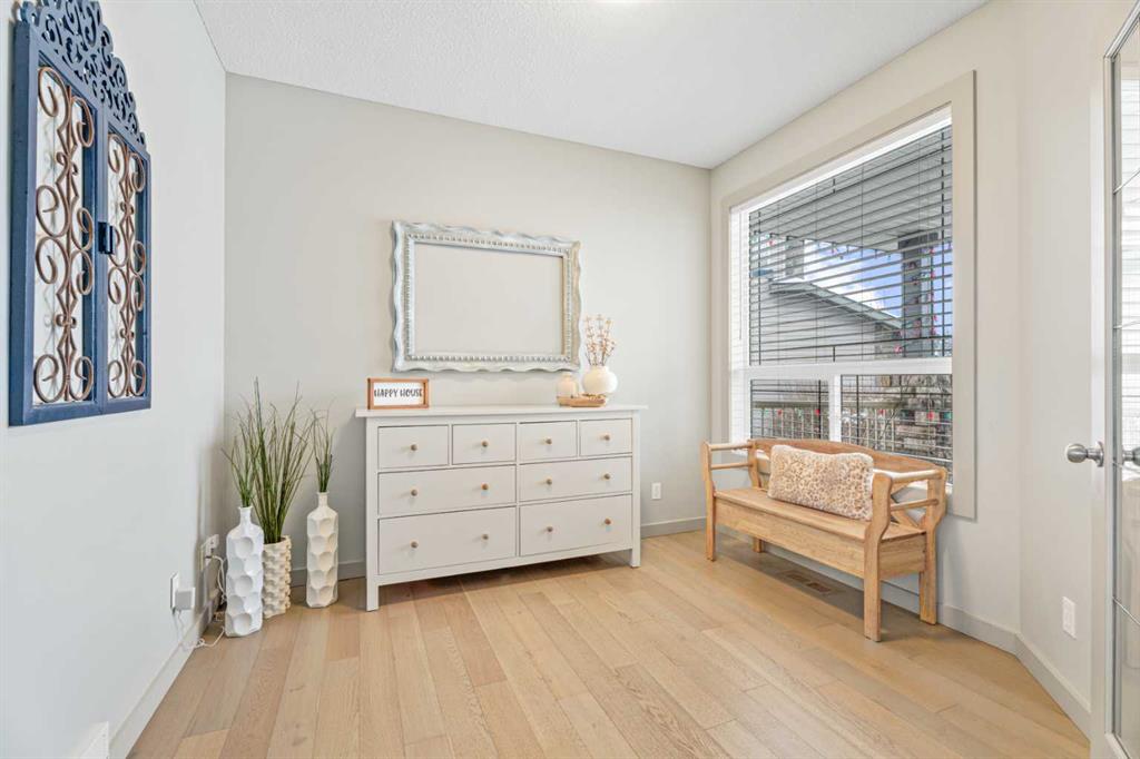 Picture for 109 Crystal Green Bay 