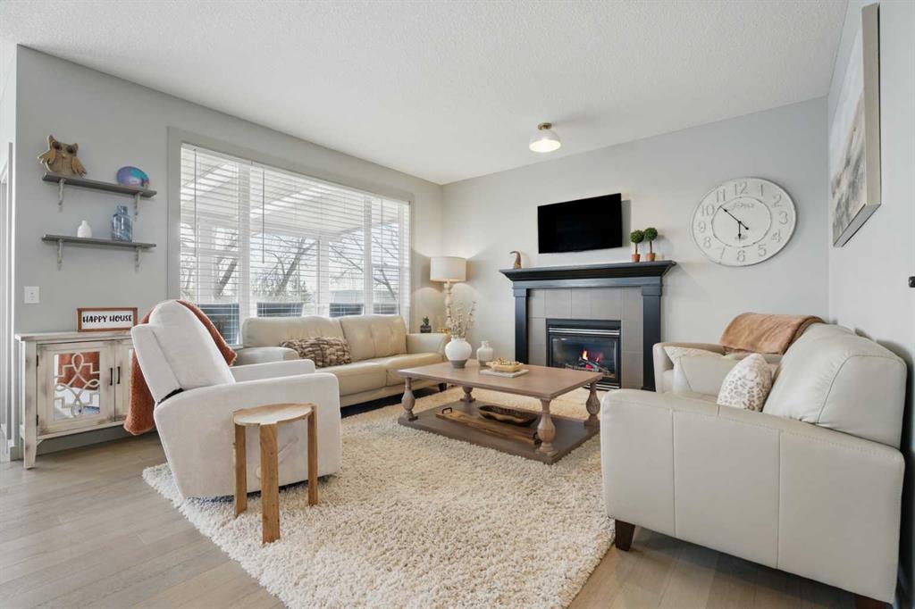 Picture for 109 Crystal Green Bay 