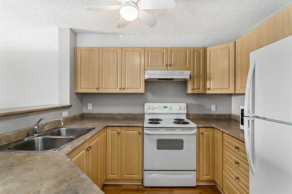 Picture for 1331, 8810 Royal Birch Boulevard NW