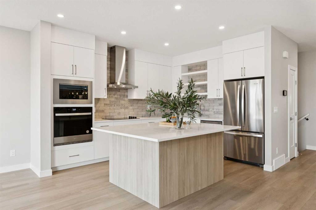 Picture for 215 Greenwich Drive NW