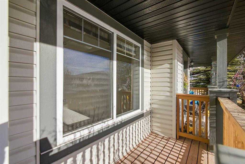 Picture for 93, 105 Drake Landing Common 