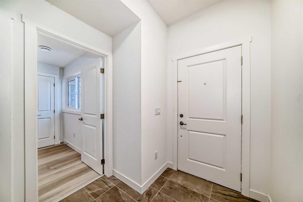 Picture for 205, 33 Merganser Drive W