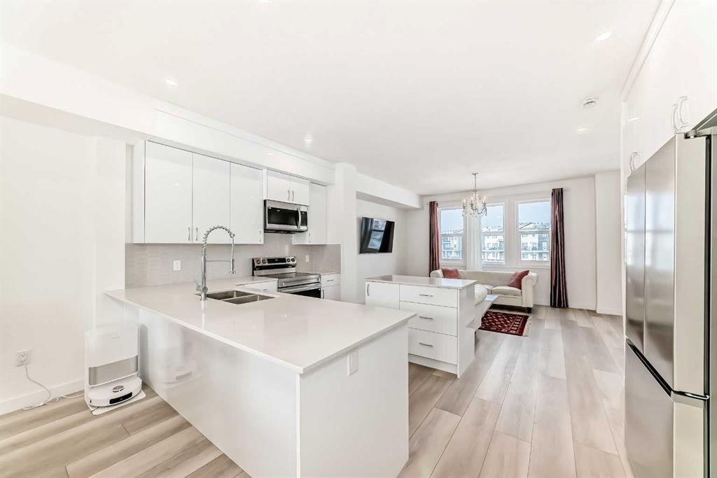 Picture for 205, 33 Merganser Drive W