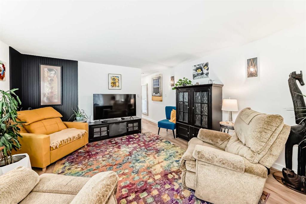 Picture for 189, 99 Arbour Lake Road NW