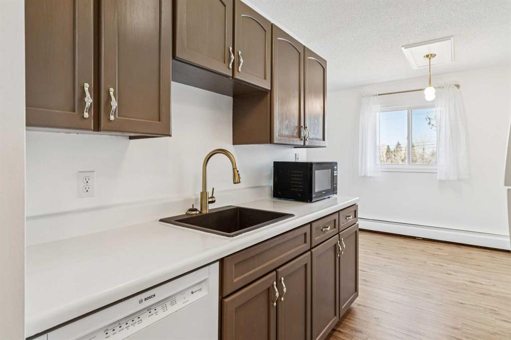 Picture for 54, 366 94 Avenue SE