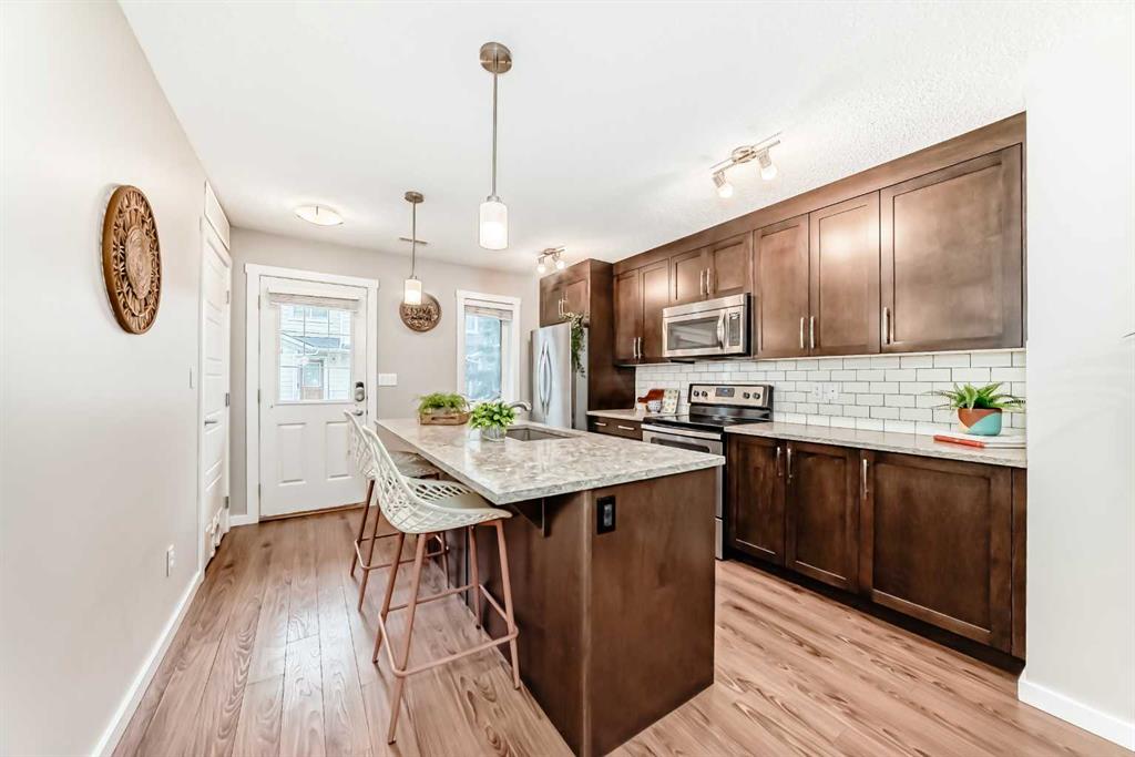 Picture for 1515, 2400 Ravenswood View SE