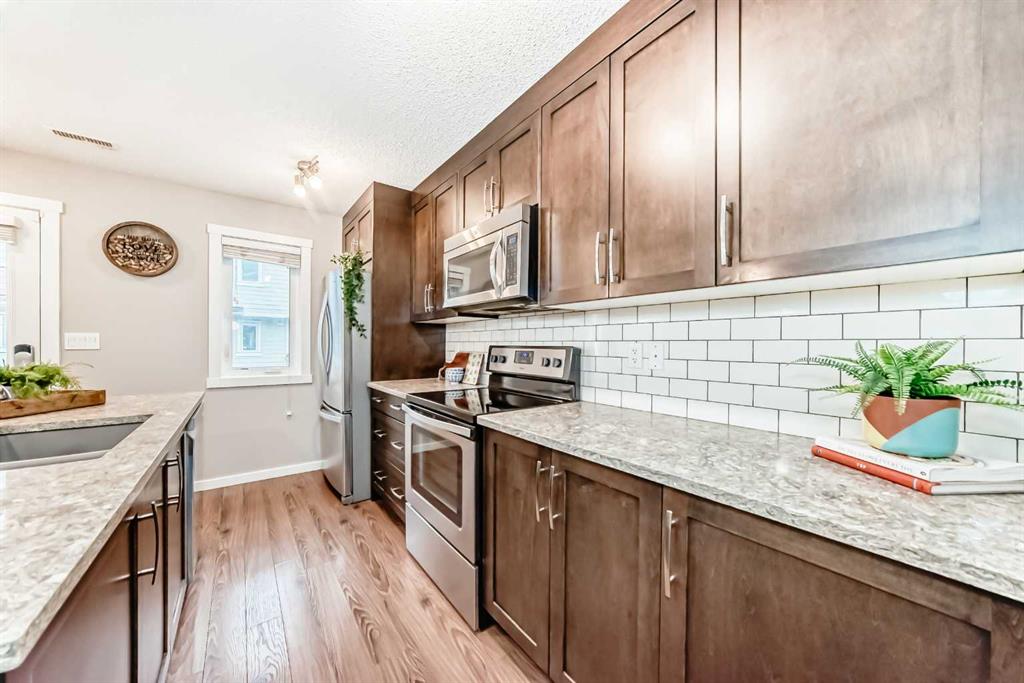 Picture for 1515, 2400 Ravenswood View SE