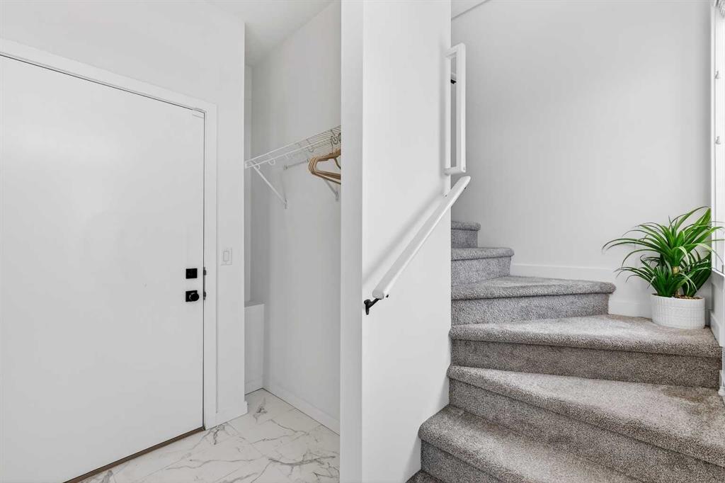 Picture for 2422 210 Avenue SE