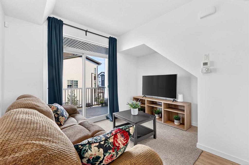 Picture for 2422 210 Avenue SE