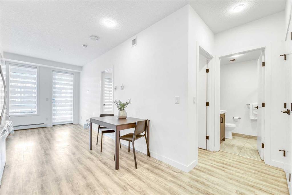 Picture for 518, 4138 University Avenue NW