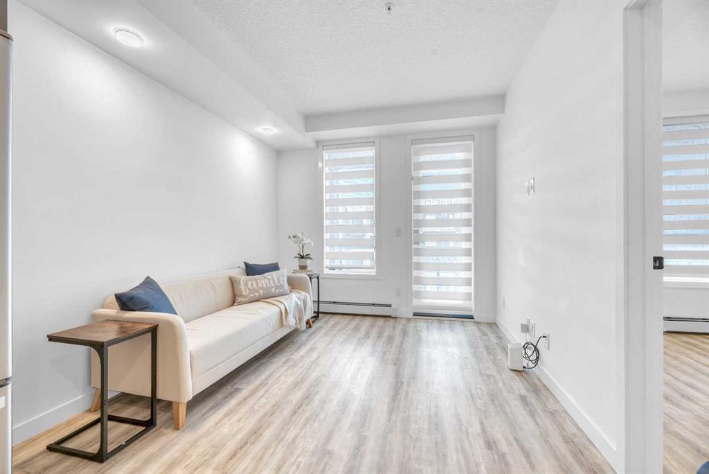 Picture for 518, 4138 University Avenue NW