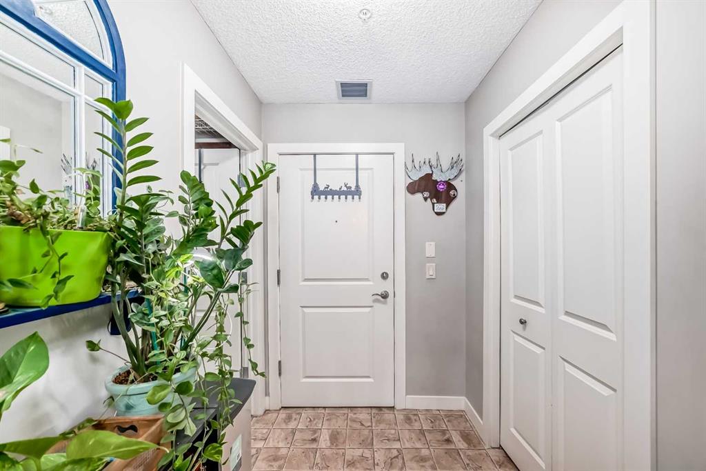 Picture for 113, 201 Sunset Drive 