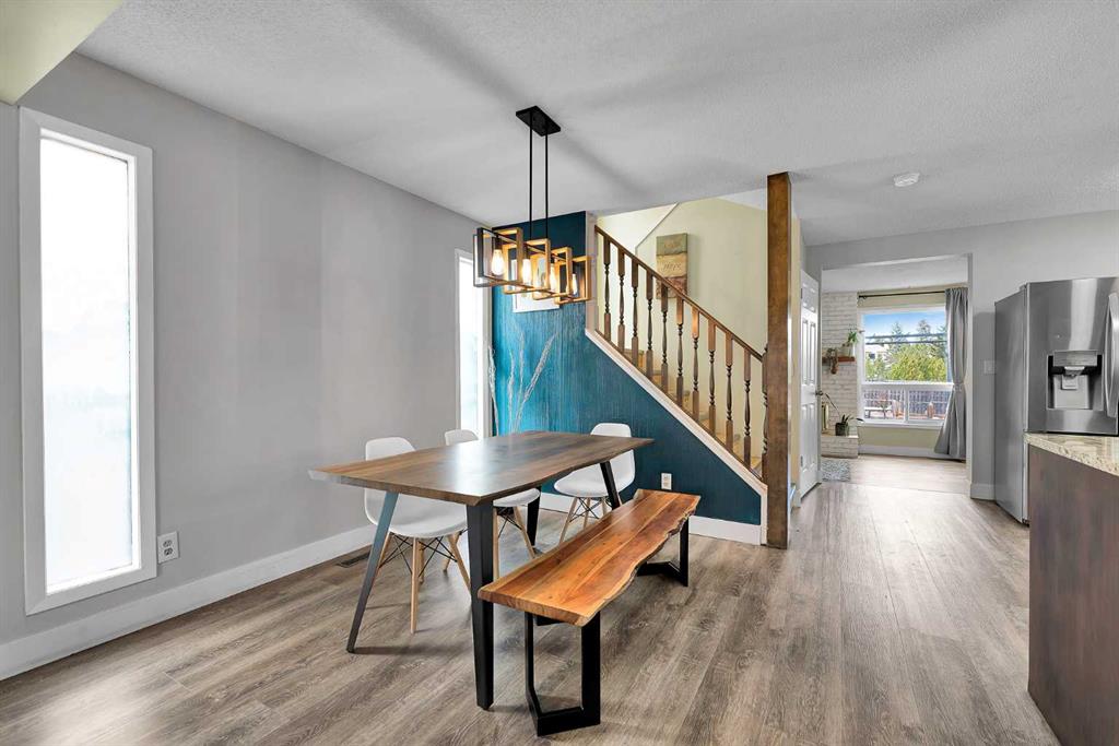 Picture for 44 Strathclair Rise SW