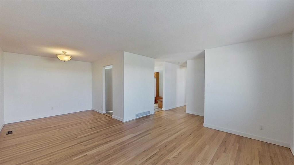 Picture for 2109 17 Avenue 