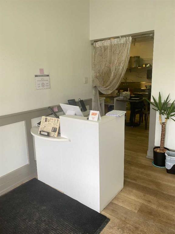 Picture for 554 Northmount Drive NW