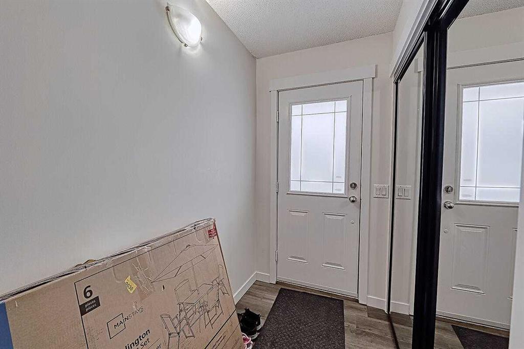 Picture for 1101, 2200 Woodview Drive SW