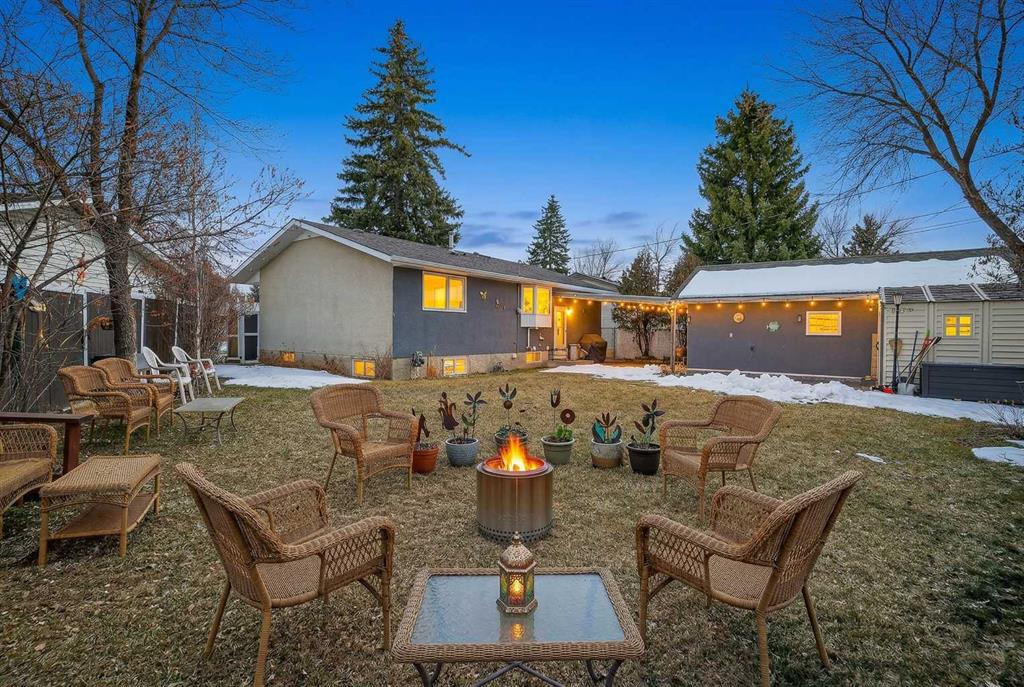 Picture for 255 Penmeadows Close SE