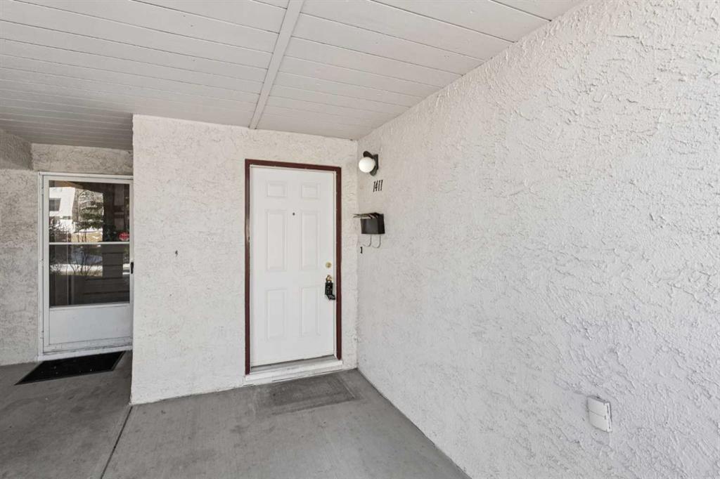 Picture for 1411, 3500 Varsity Drive NW