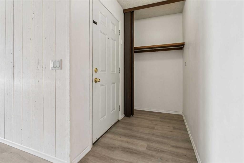 Picture for 1411, 3500 Varsity Drive NW