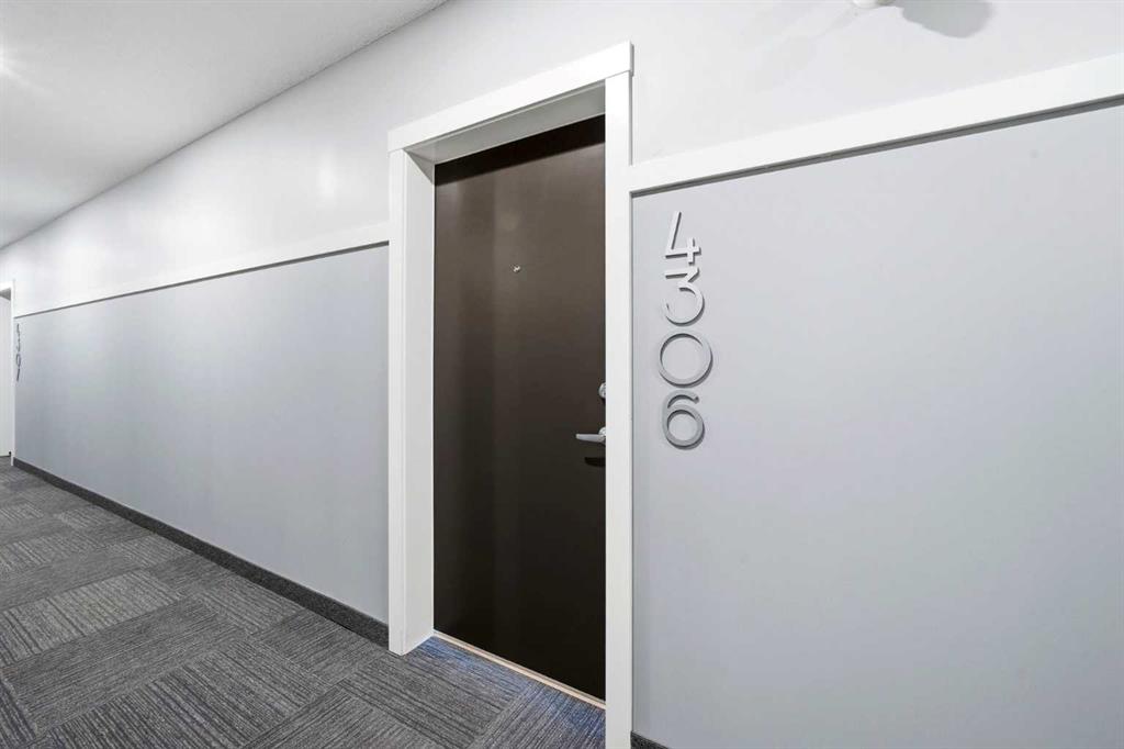 Picture for 4306, 550 Belmont Street SW