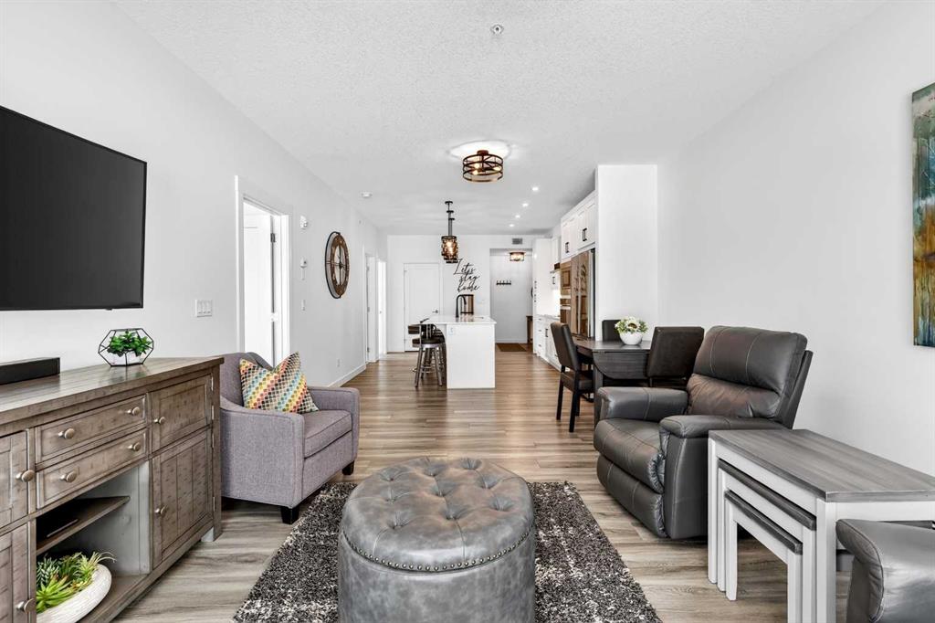 Picture for 122, 400 Auburn Meadows Common SE