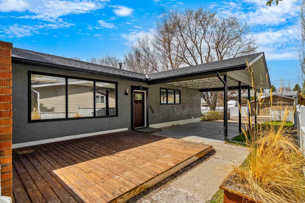 Picture for 191 Maple Court Crescent SE
