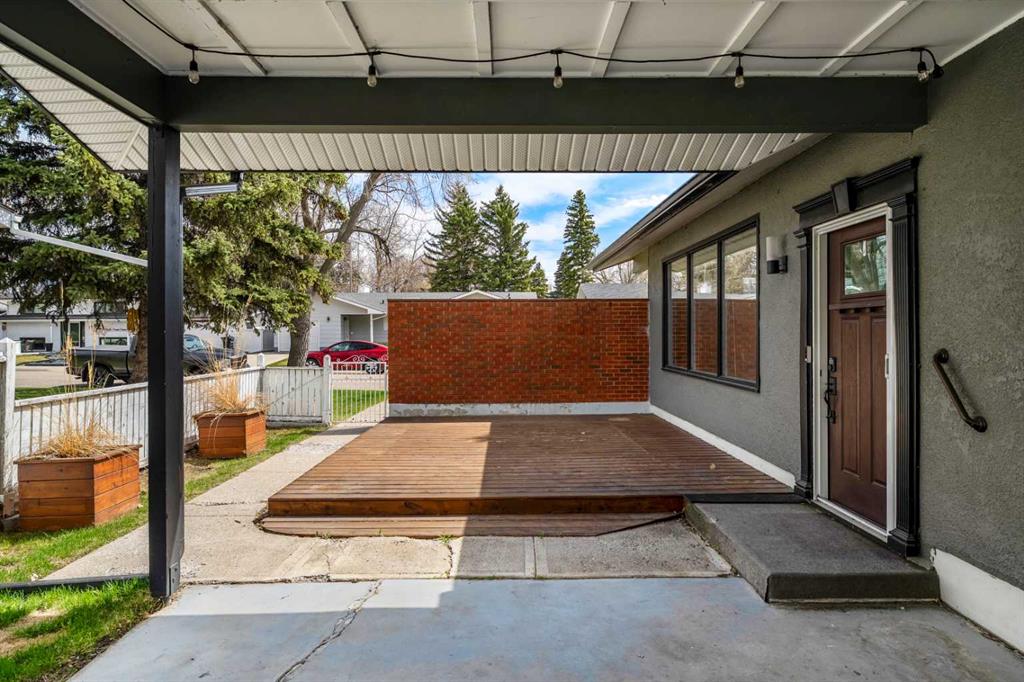 Picture for 191 Maple Court Crescent SE