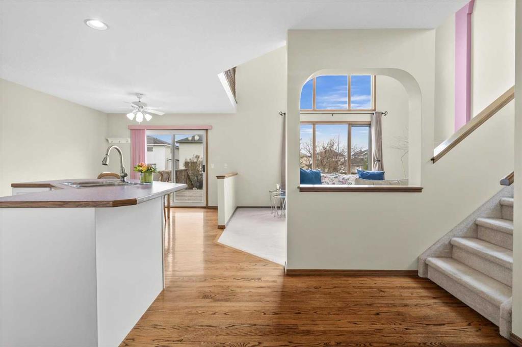 Picture for 4 Citadel Meadow Court NW