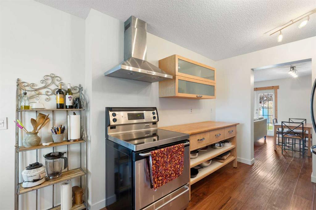 Picture for 84 Abingdon Crescent NE