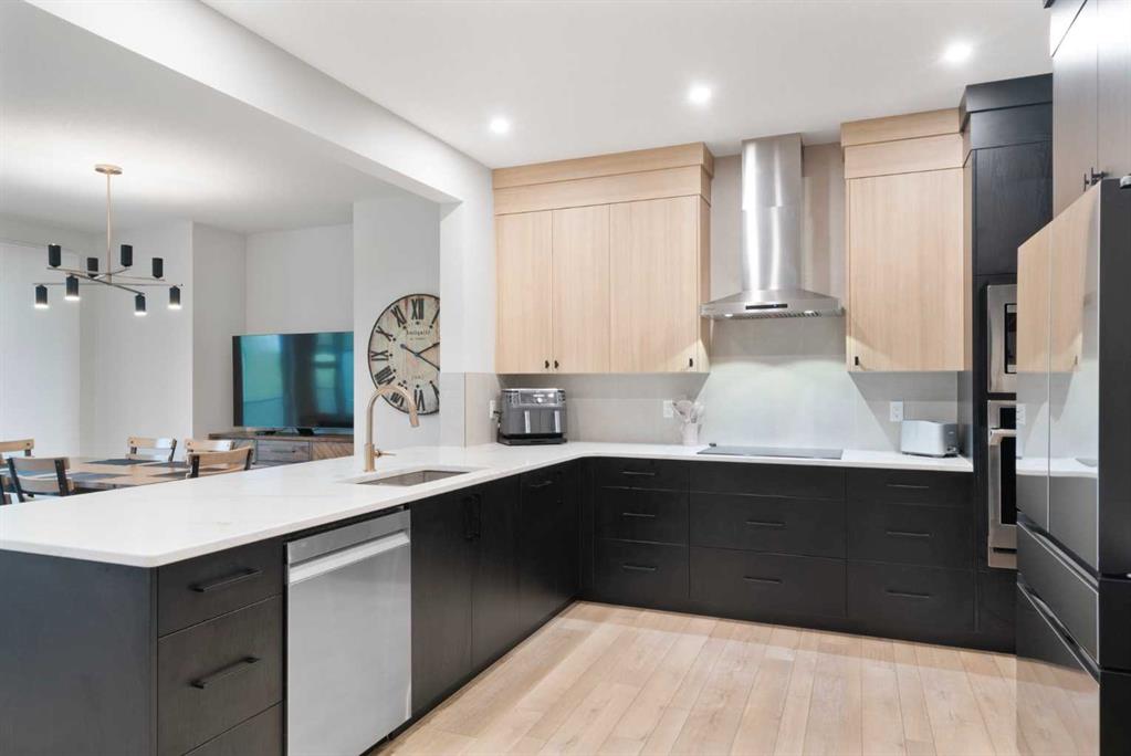 Picture for 500 Cranbrook Gardens SE