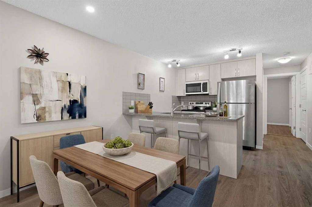Picture for 1910, 7451 Falconridge Boulevard NE